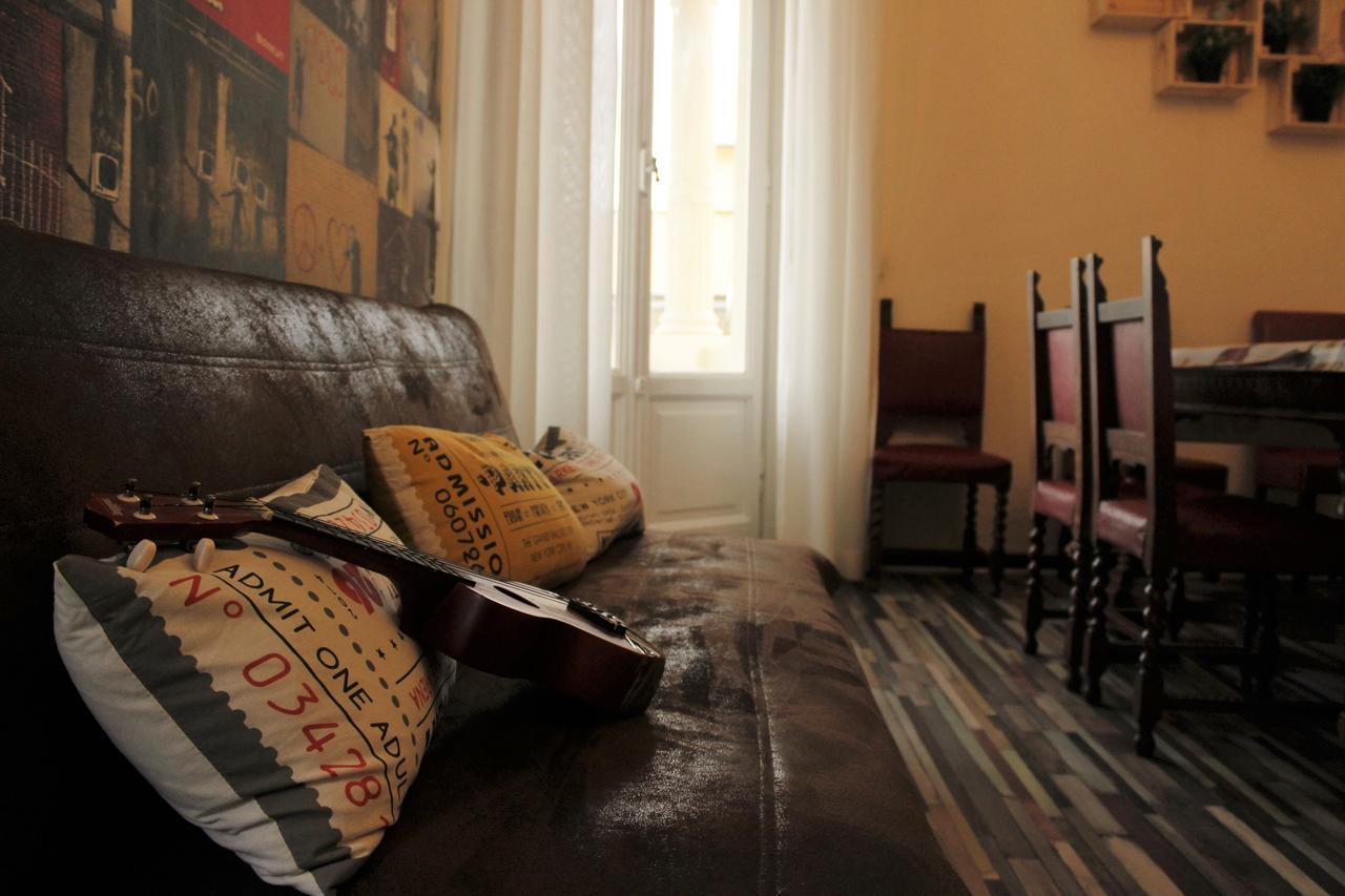 Victoria House Hostel Genoa Luaran gambar