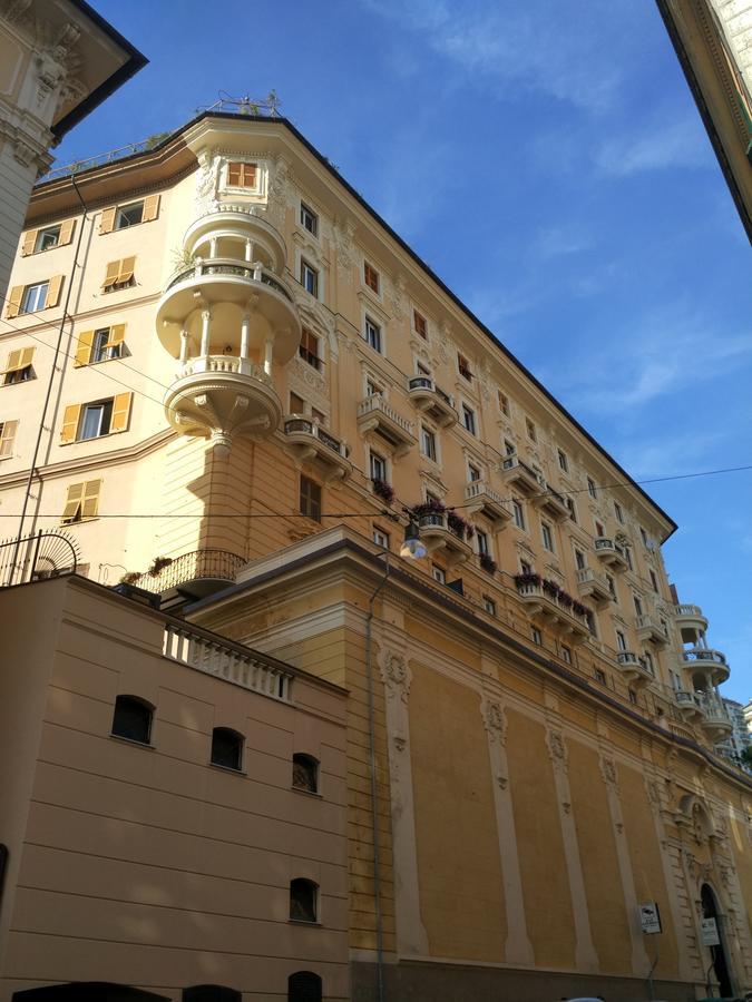 Victoria House Hostel Genoa Luaran gambar