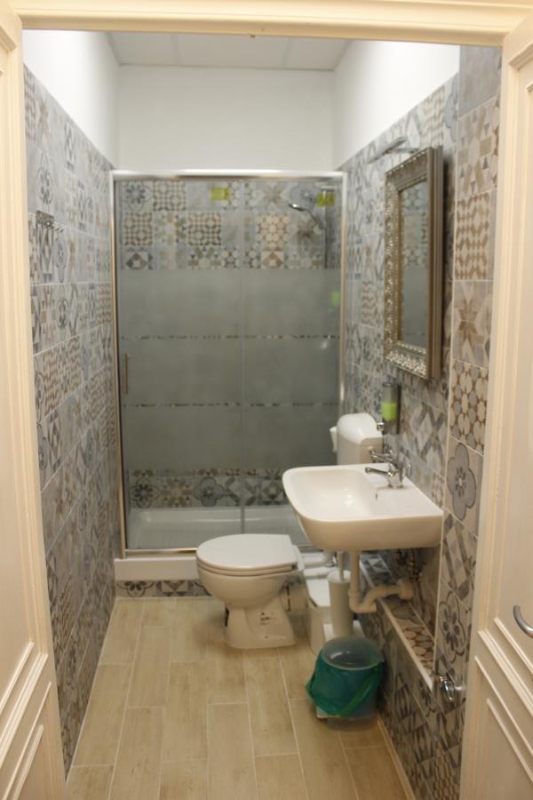 Victoria House Hostel Genoa Luaran gambar