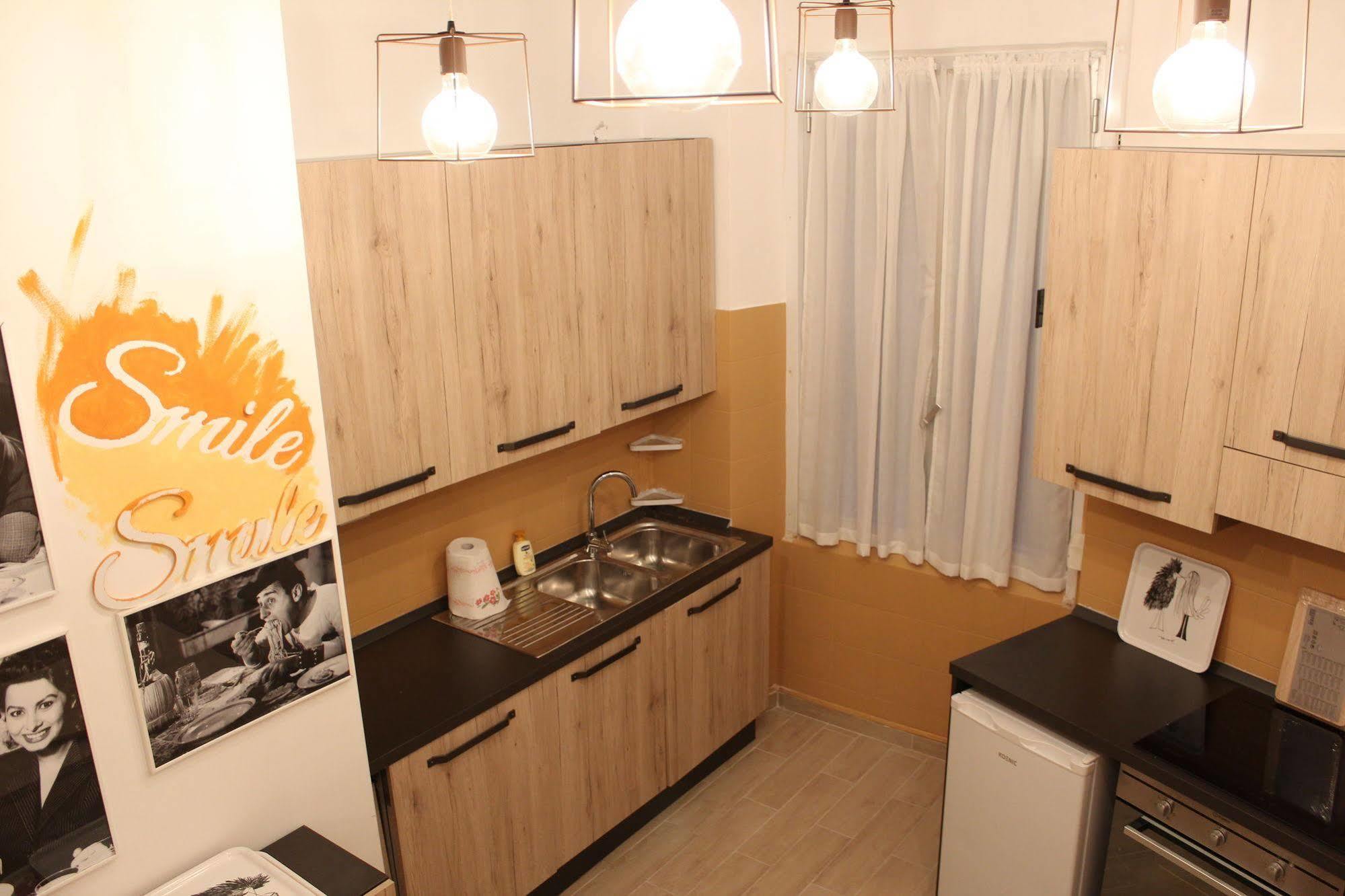 Victoria House Hostel Genoa Luaran gambar