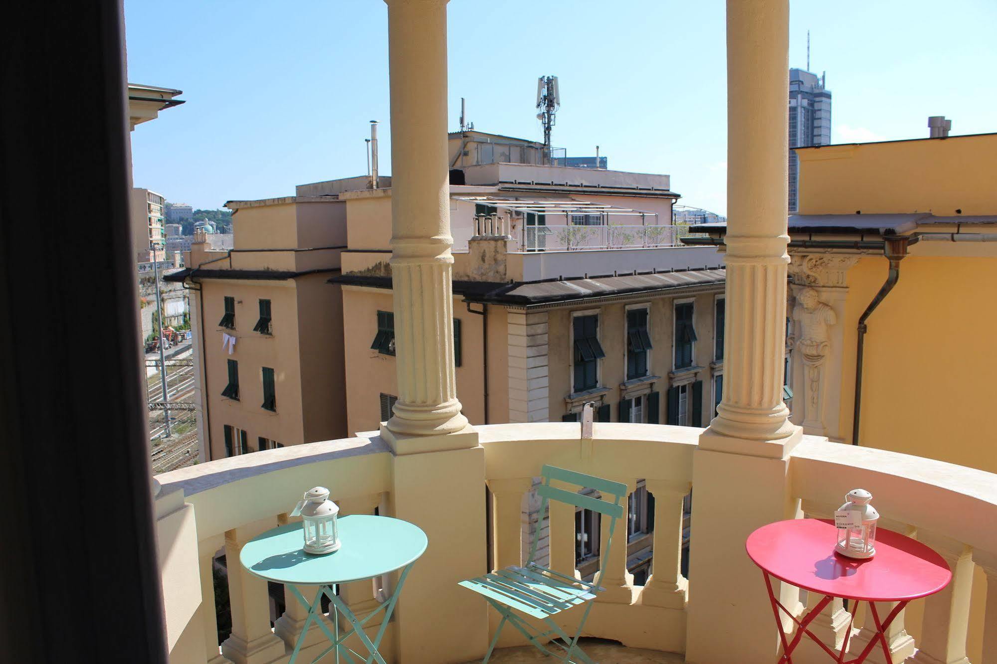 Victoria House Hostel Genoa Luaran gambar