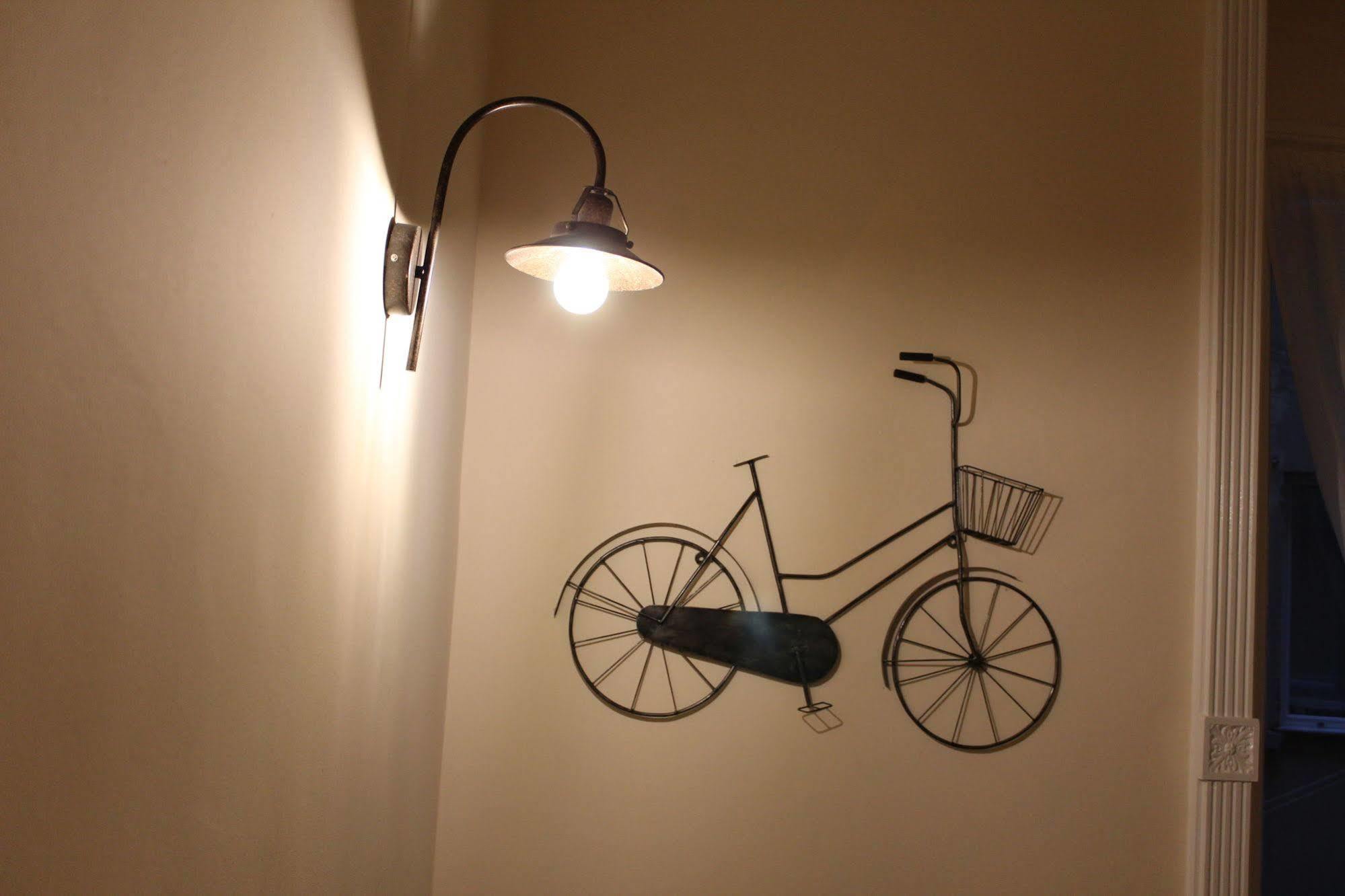 Victoria House Hostel Genoa Luaran gambar